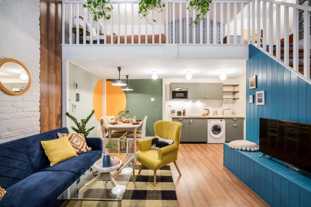 Colorful Designer Home In The Heart Of Budapeste Exterior foto